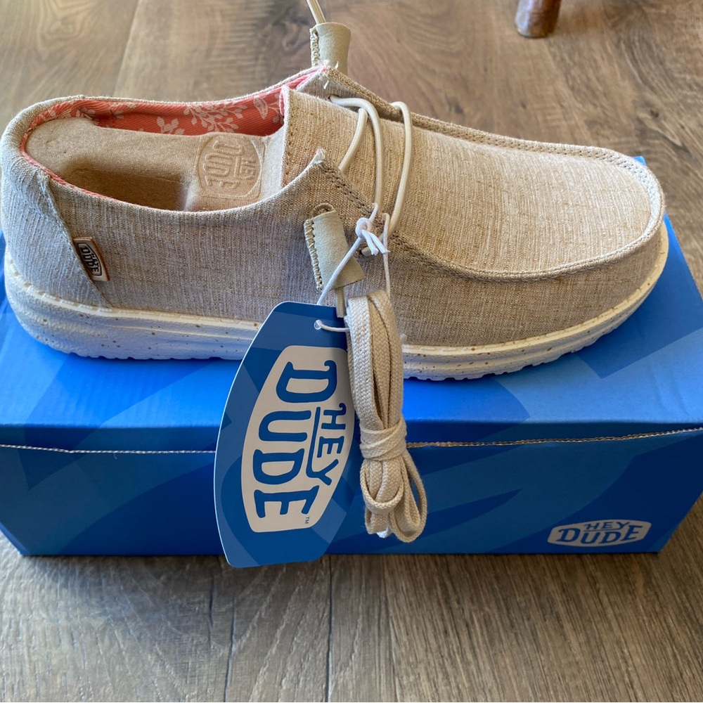 Hey Dude Women’s Wendy Chambray Shoes